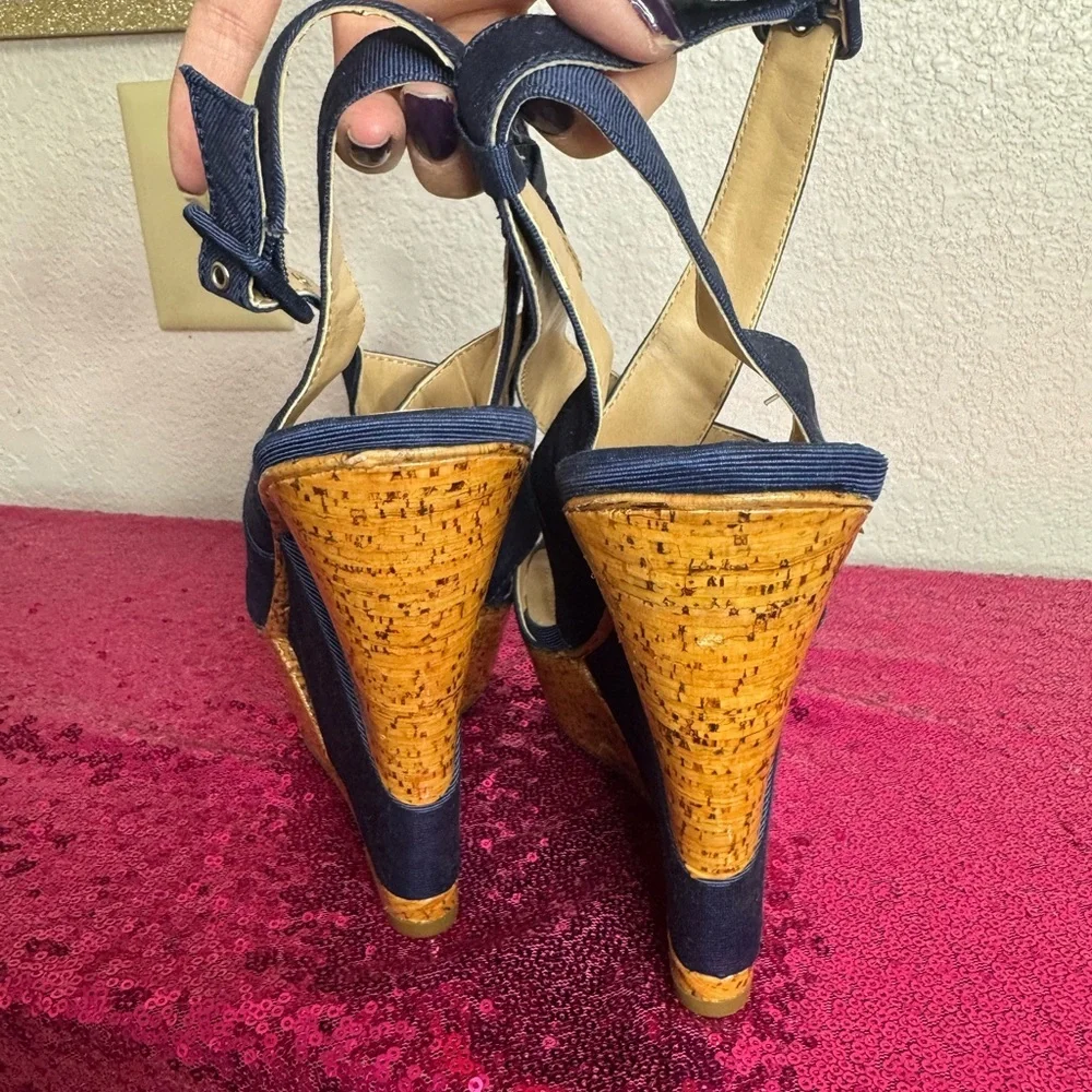 NEW w TAGS 🏷️ BCBG Women’s Navy Jean Crisscross Wedge Platforms (Size 9)